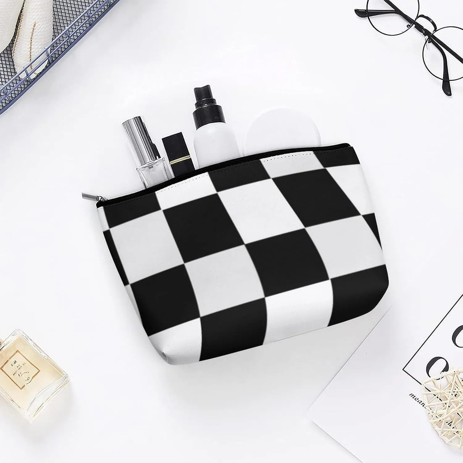 Black and White Checkered Printed Cosmetic Bag, Travel Portable Makeup Bag for Purse Pouch Beauty Zipper Organizer Toiletry Bag for Women