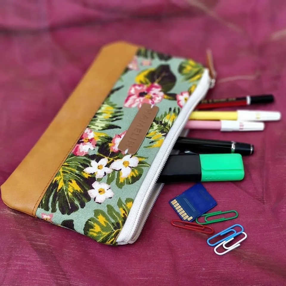 Blooming wild - Multi-purpose pouch