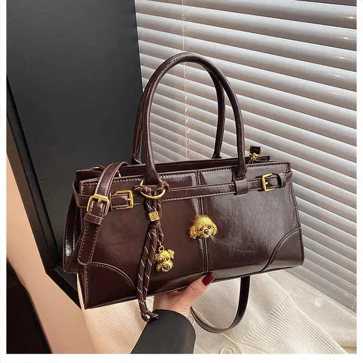 Buckle Large Fashionable Shoulder/Crossbody Bags - Tote Bags