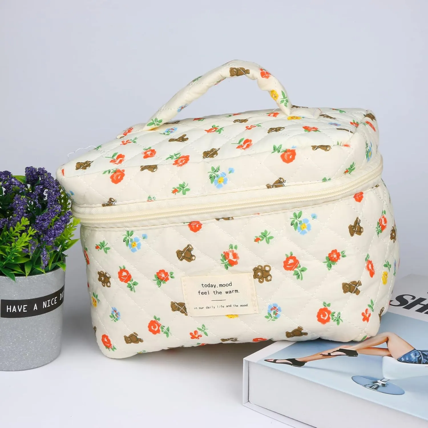 Cosmetic Bags for Women, Cute Floral Makeup Bag, Organizer Storage Make Up Bag, Travel Toiletry Bags, Handbags Purses (Bear/Big)