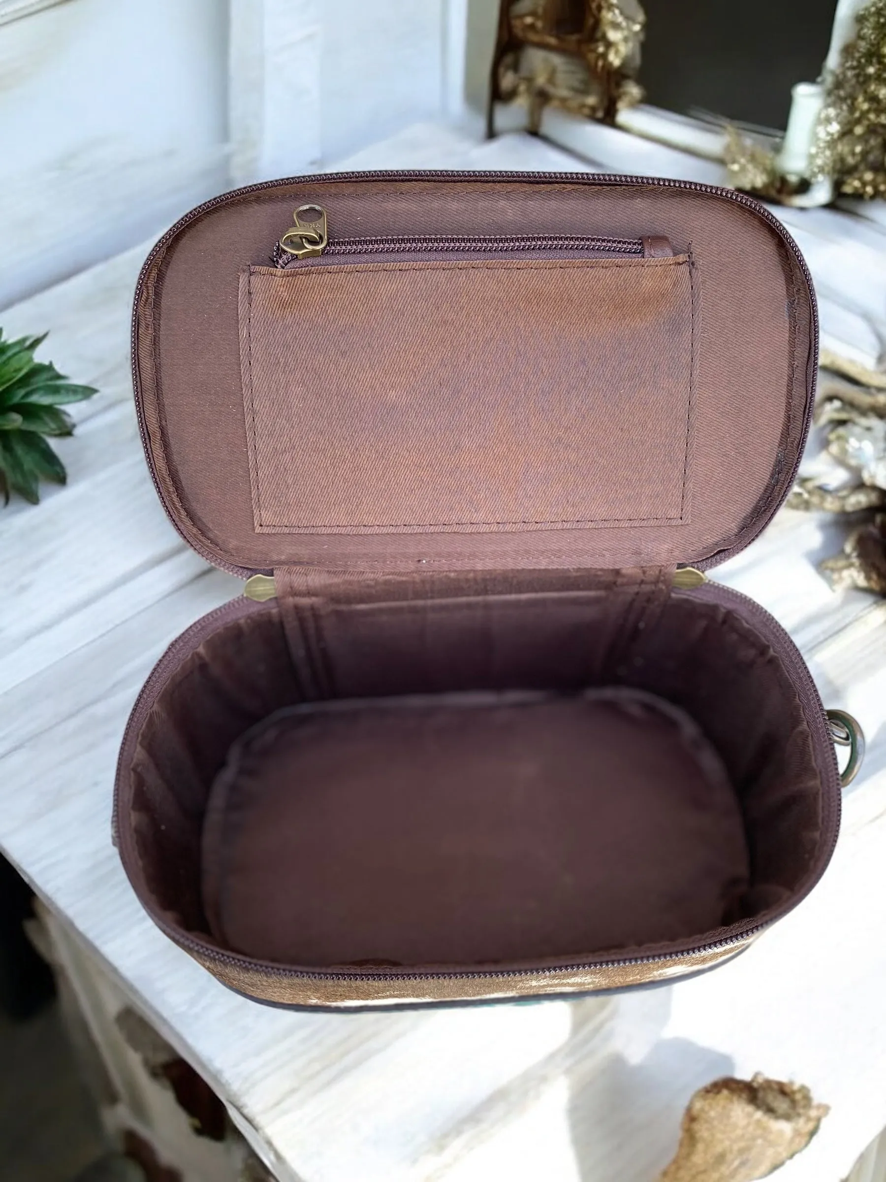 Cowhide & Brown Leather Make-Up Box Crossbody