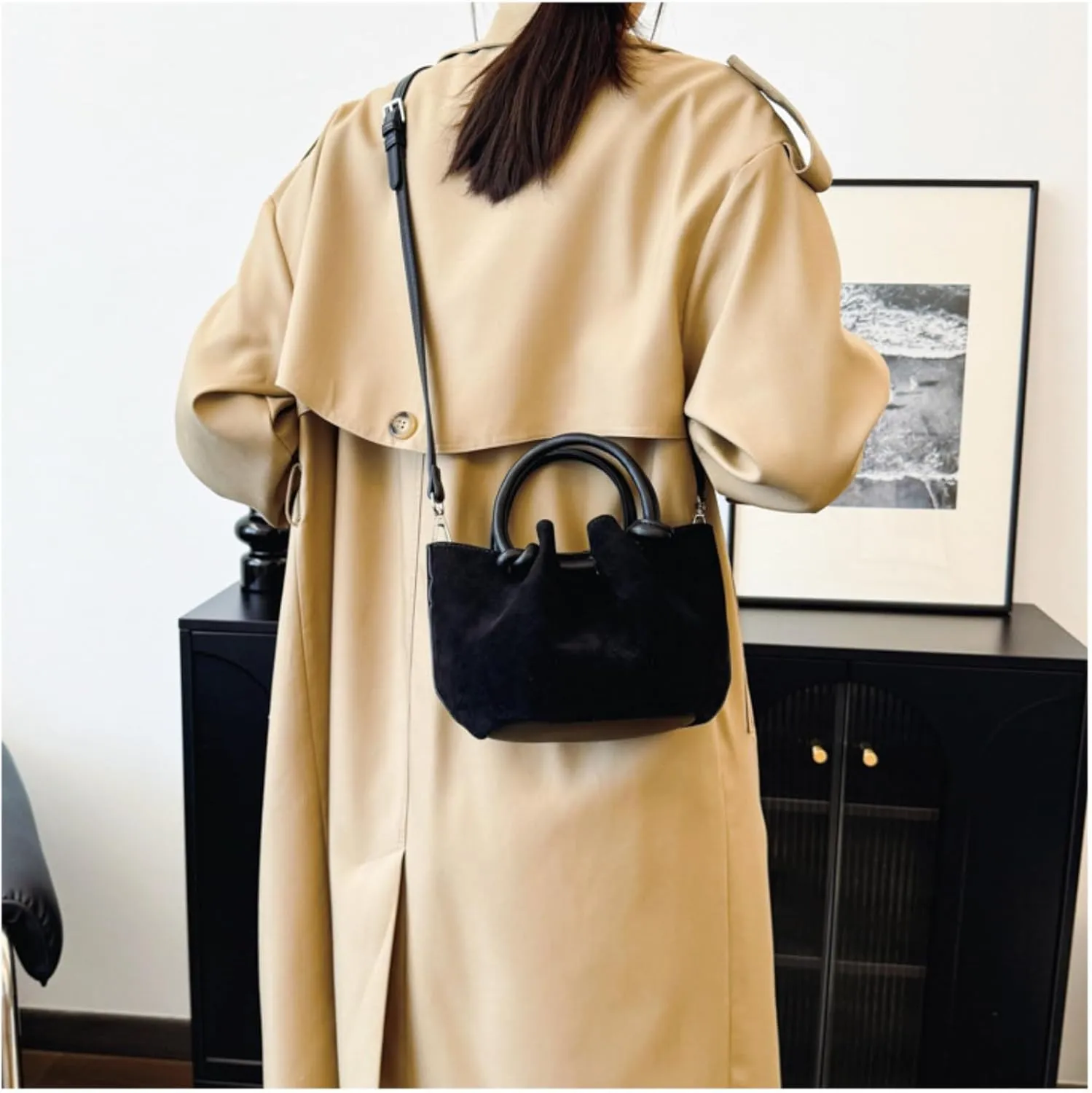 Fashionable Hobo Bag - Chic Water Bucket Purse with Matching Pouch, Comfortable Handle, Drawstring Closure