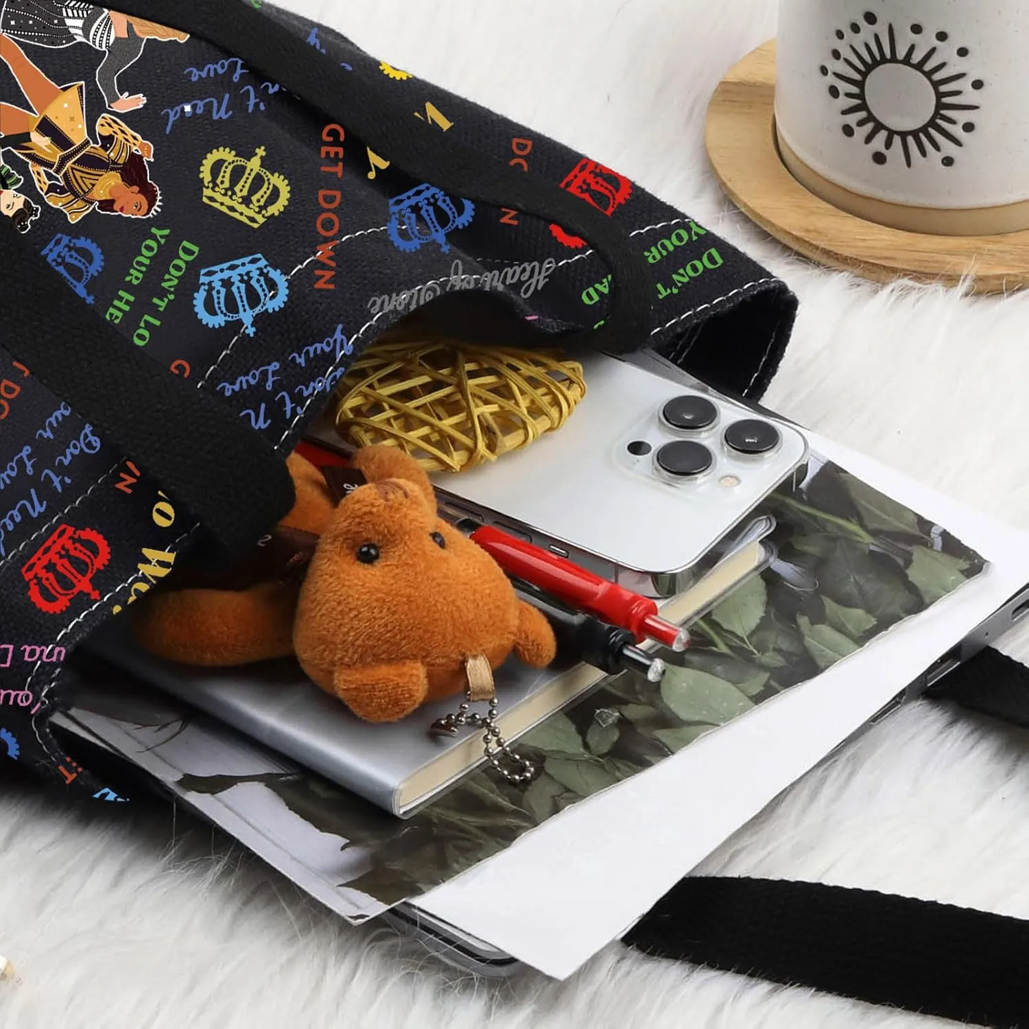 LEVLO Musical Queen Cosmetic Bag Theater Drama Fans Gift Six Queen Musical Make Up Zipper Pouch Bag