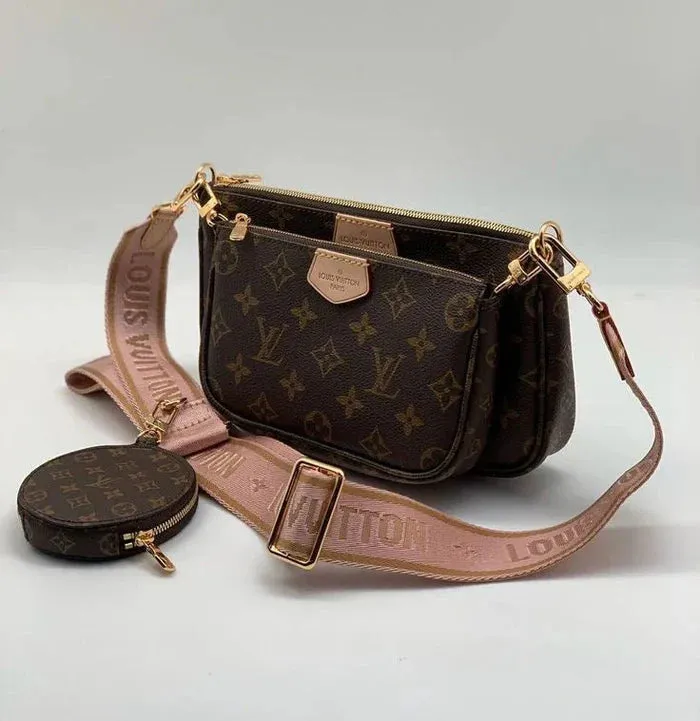 LOUIS VUITTON MULTI POCHETTE BAG
