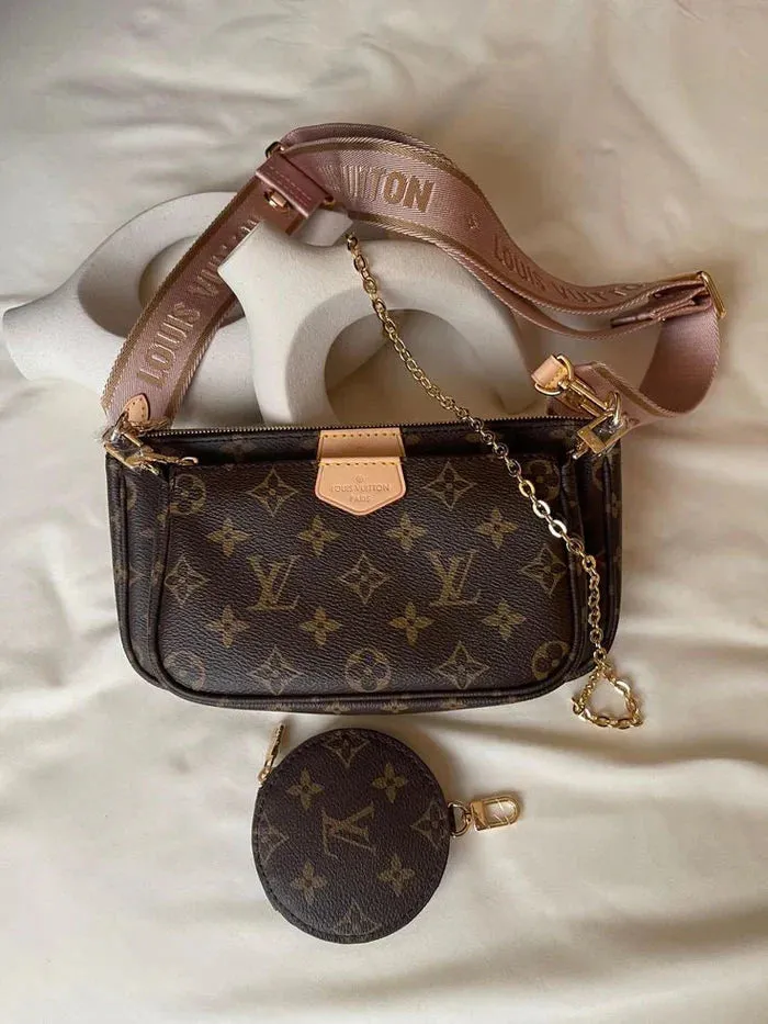LOUIS VUITTON MULTI POCHETTE BAG