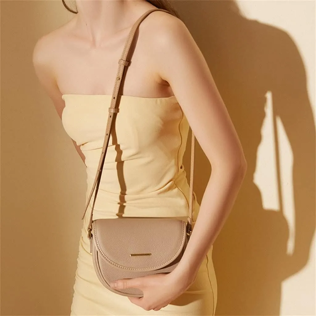 Mobile Phone Bag Female Bag Baotou Layer Leather Lightweight Casual Mini Small Everything Crossbody Bag