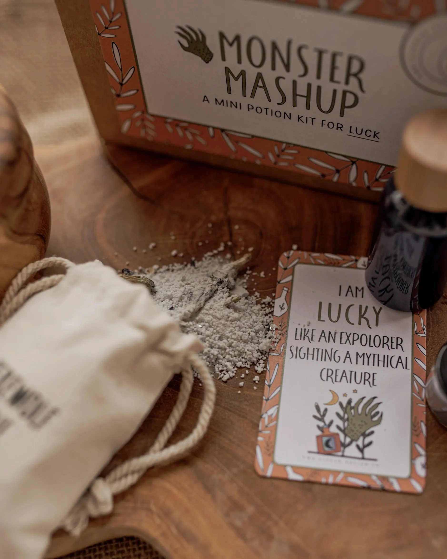 MONSTER MASHUP MINI POTION KIT