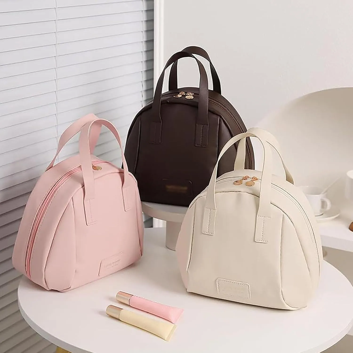 Multi-Layered Shell-Shaped Cosmetic Bag, Portable Large Capacity Pu Shell Waterproof Handbag Style Cosmetic Bag, Waterproof Portable Pouch (Coffee)