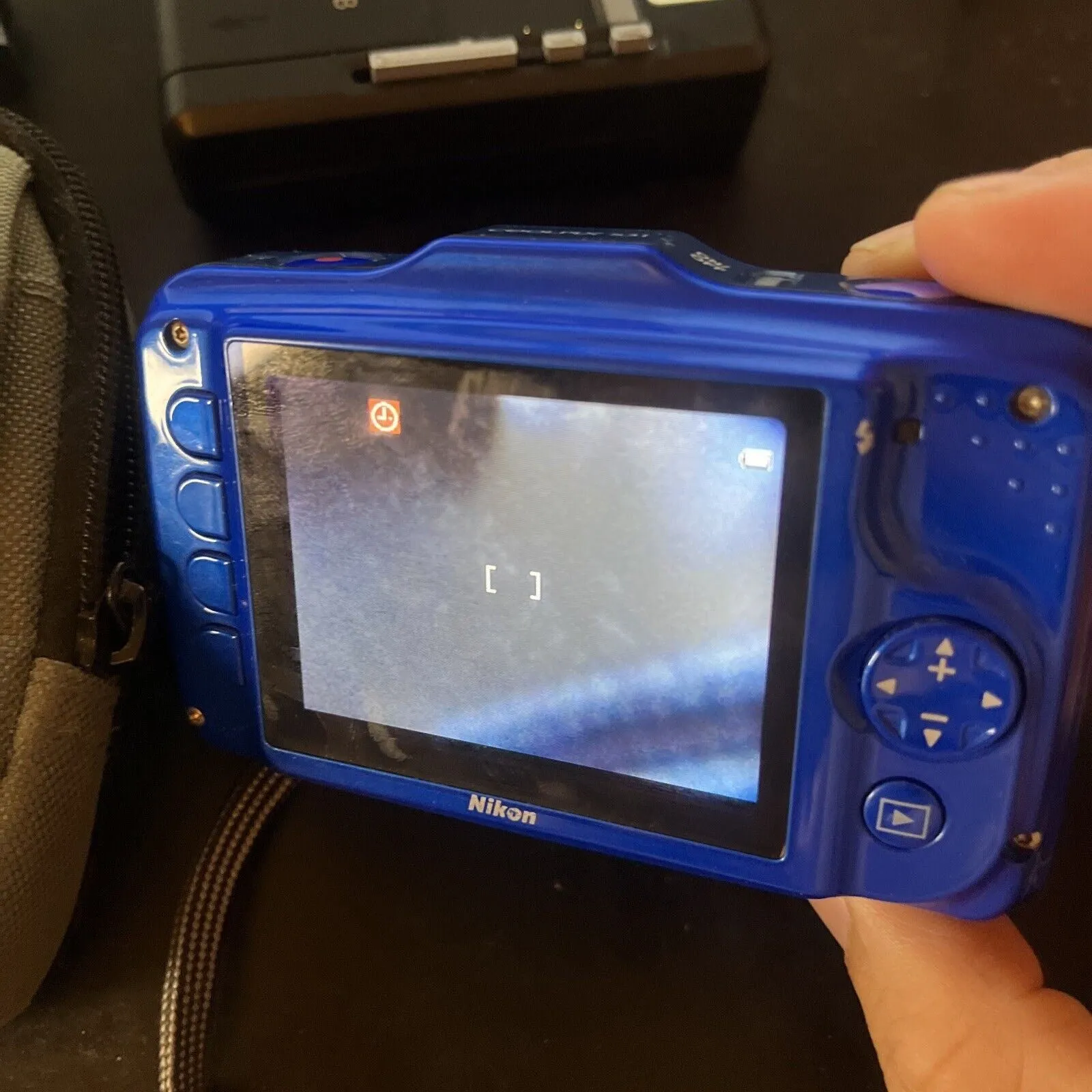 Nikon Coolpix S31 Waterproof Shockproof Digital Camera 10.1MP Blue