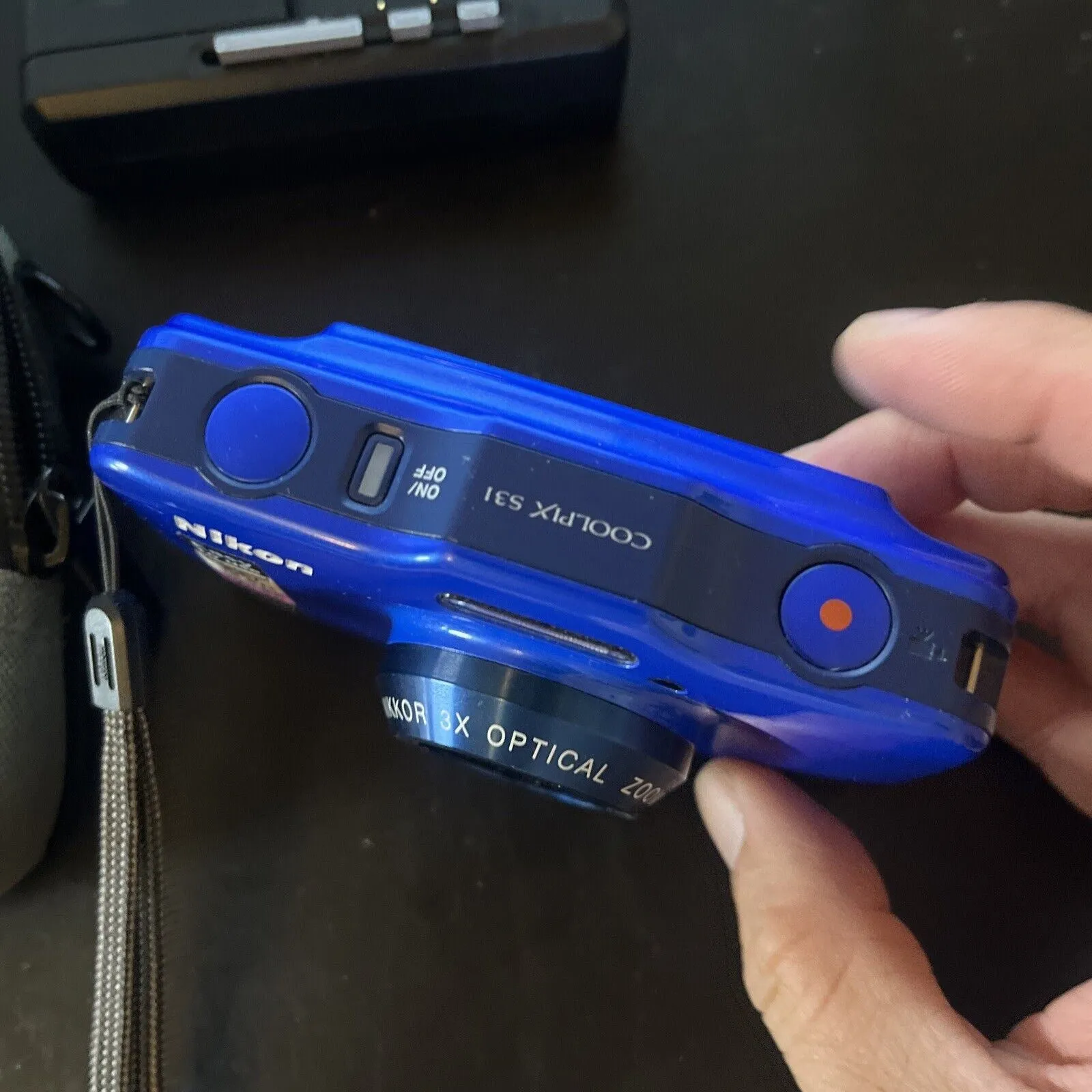 Nikon Coolpix S31 Waterproof Shockproof Digital Camera 10.1MP Blue
