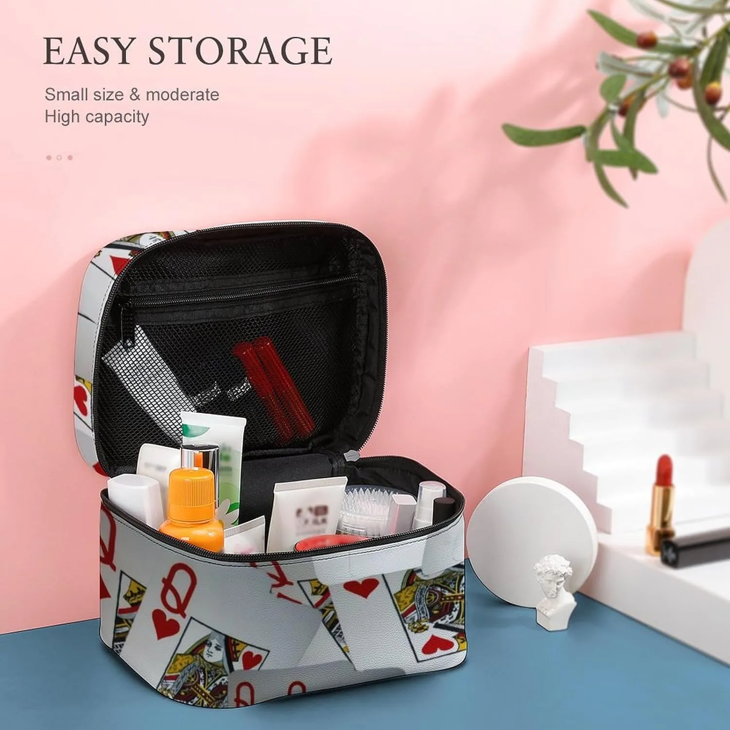 Page Full Of Queens Playing Cards Portable Large Capacity Portable Makeup Bag with Zipper