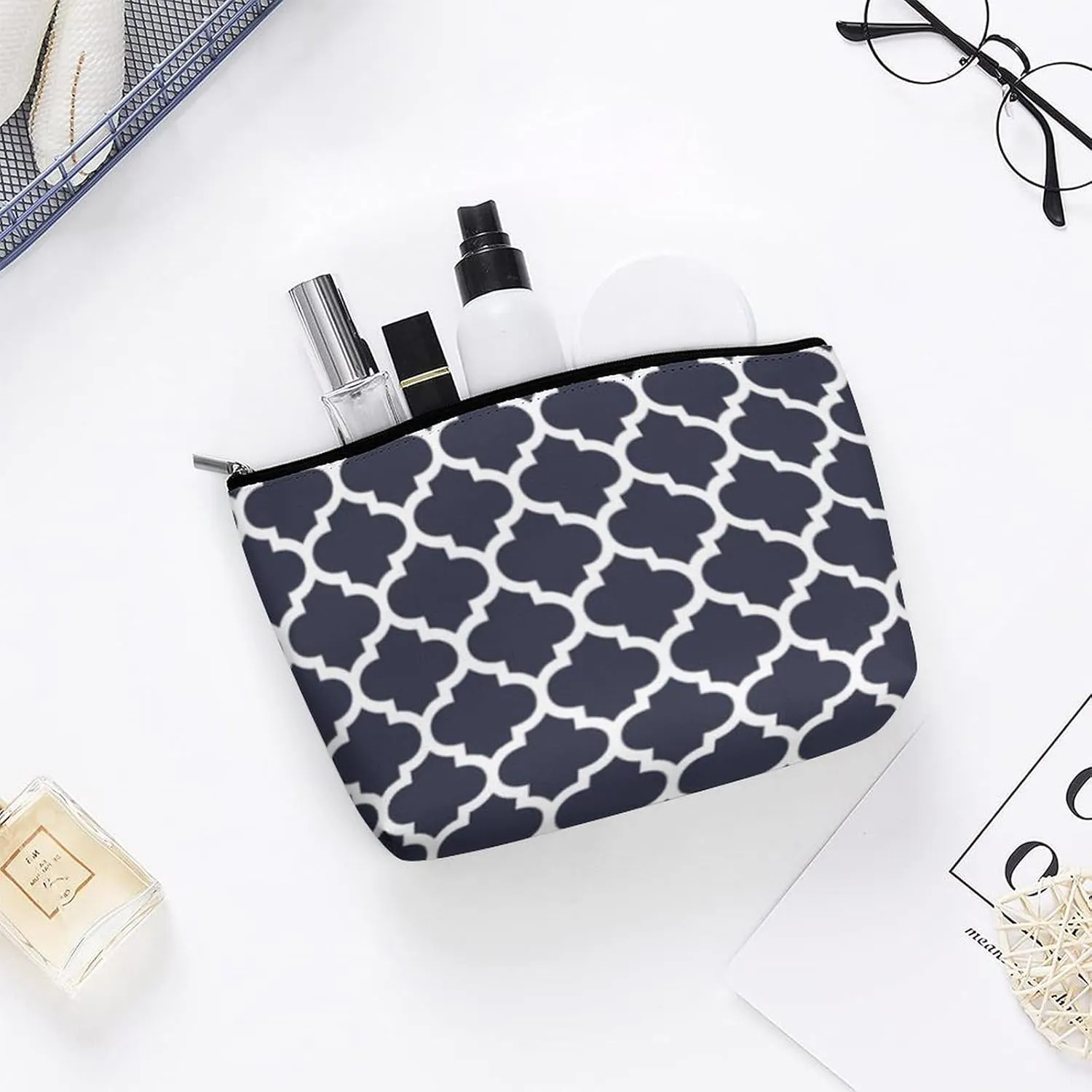 Quatrefoil Navy Blue Cosmetic Bag, Travel Portable Makeup Bag for Purse Pouch Beauty Zipper Organizer Toiletry Bag for Women