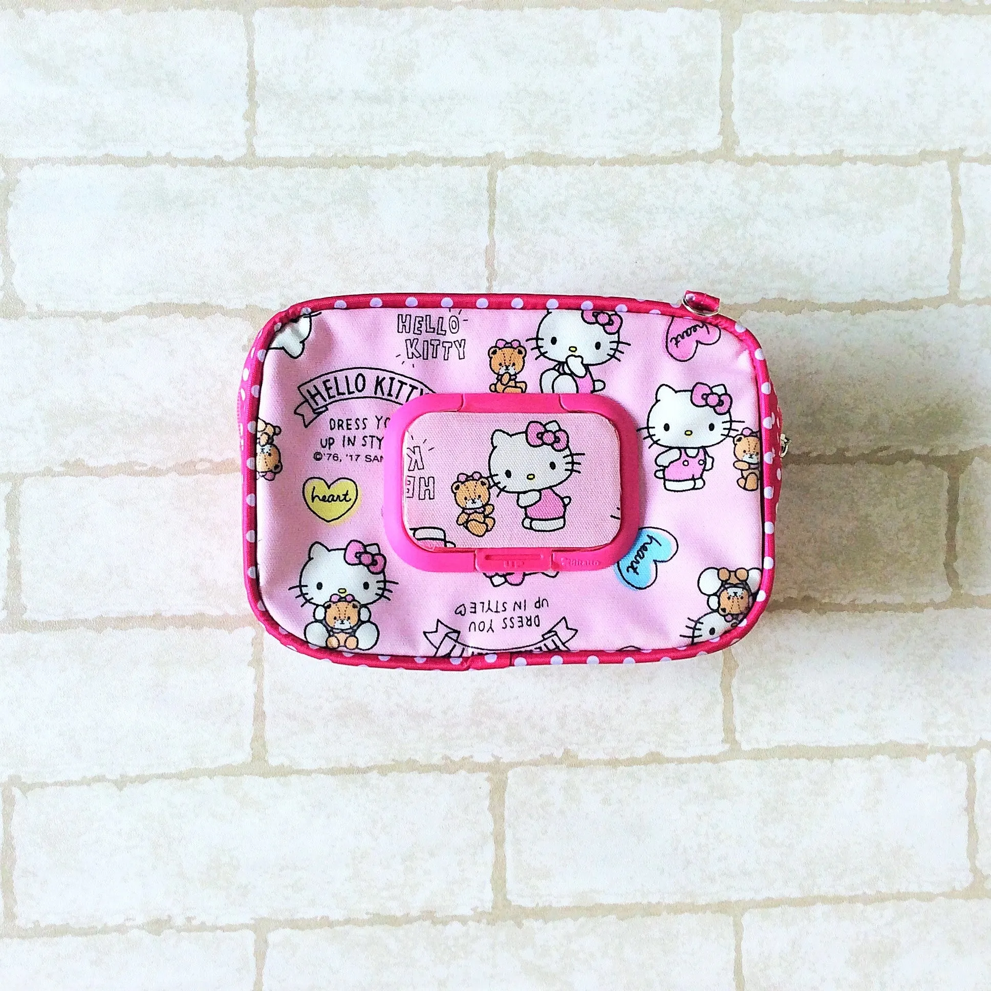 ROOMY WET AND DRY Pocket Tissue cum Cosmetic Pouch | WET AND DRY Pocket Tissue Pouch | Cosmetic Pocket Wet and Dry HK Design 8B09