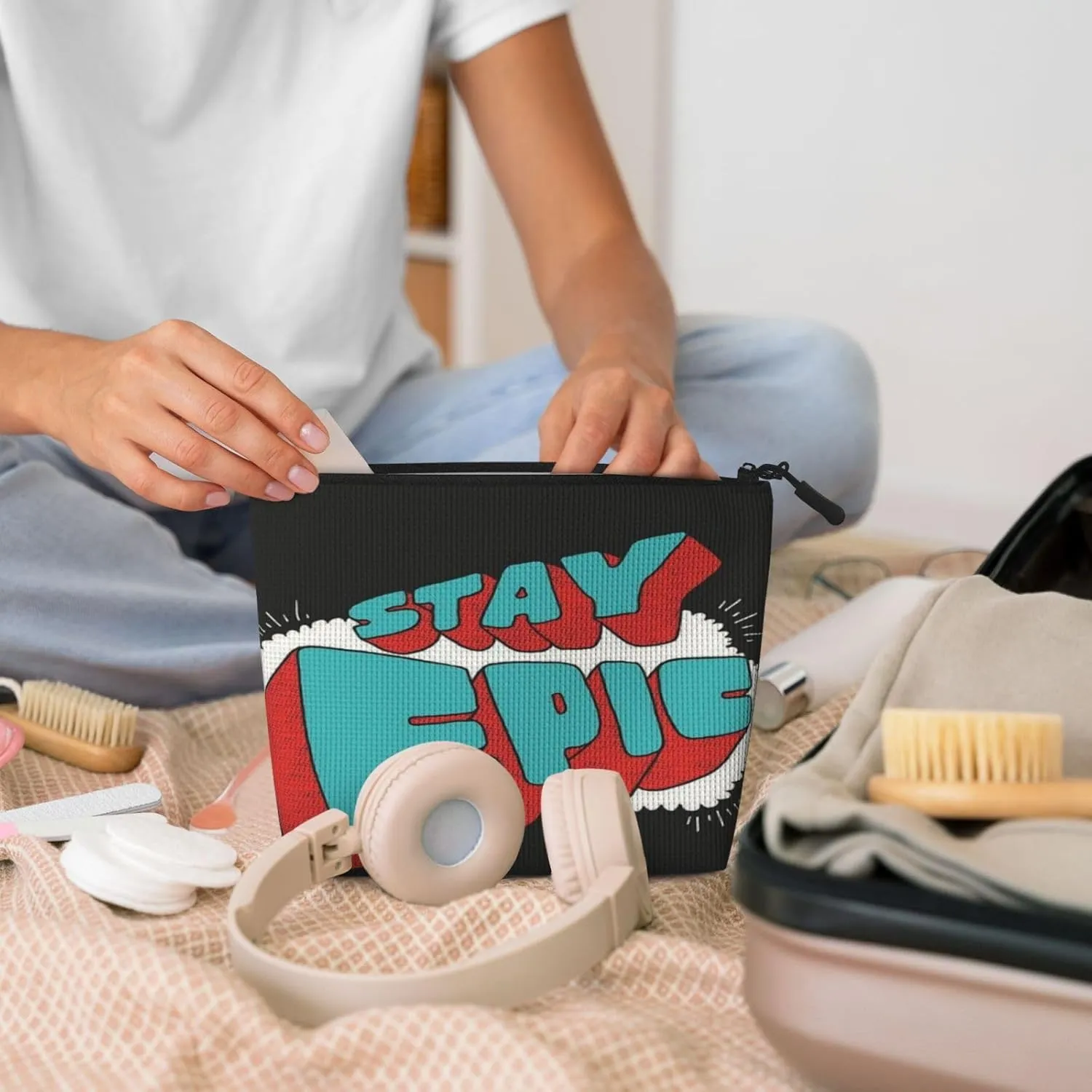 Text Series Stay Epic Makeup Bag Birthday Gift Mother'S Day Gifts Are The Internal Capacity Is Large Light And Cute Suitable For Daily Life Travel Etc