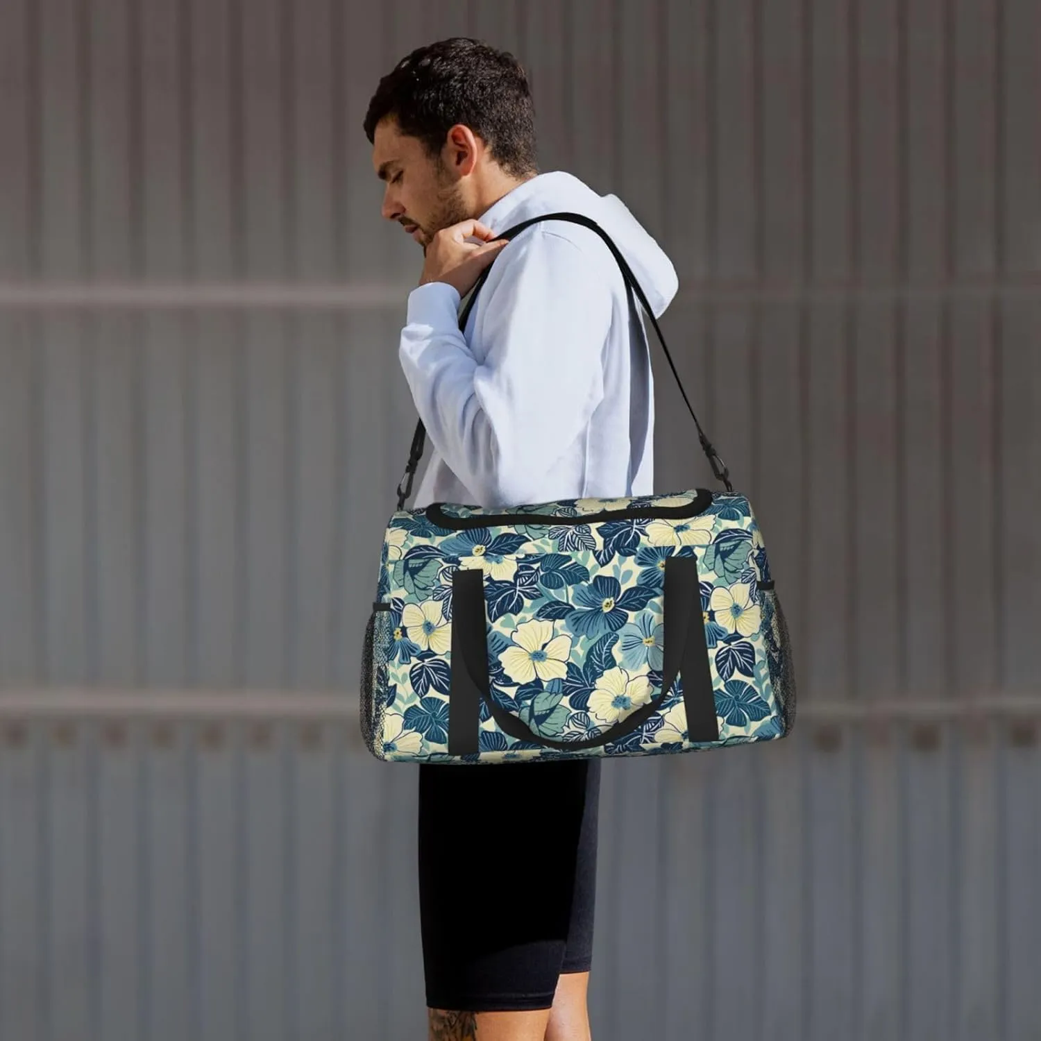 Vintage Blue Flowers Travel Weekender Overnight Bags Foldable Hand Travel Bag Sport Gym Duffel Bag For Men Women