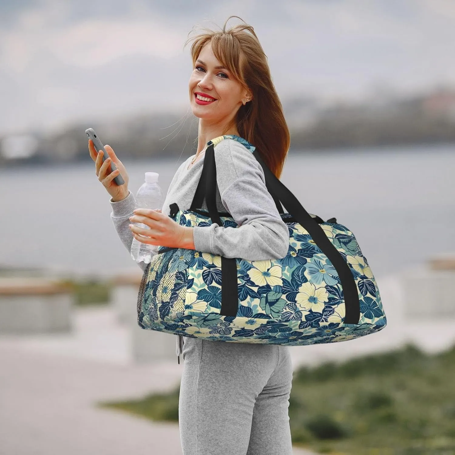 Vintage Blue Flowers Travel Weekender Overnight Bags Foldable Hand Travel Bag Sport Gym Duffel Bag For Men Women