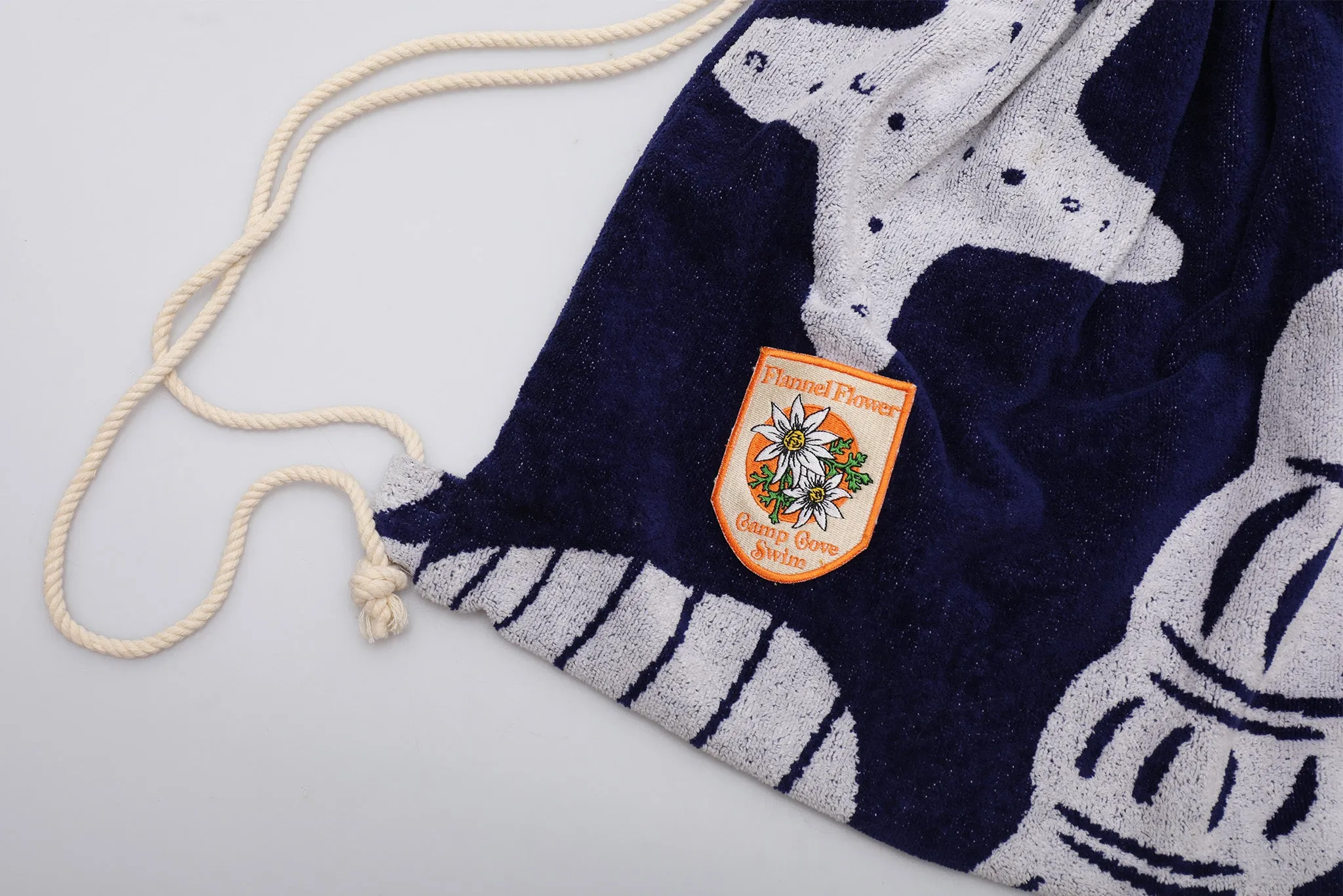 Vintage Towel Drawstring Back Pack - Navy Shells