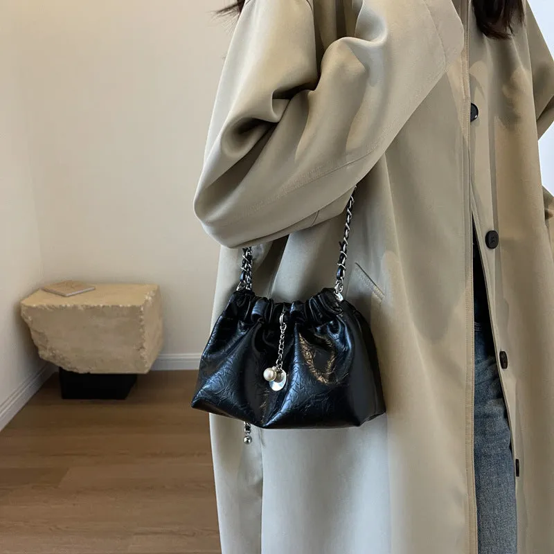 Women's Light Luxury Pleated Cloud Chain Fashionable Crossbody Bags