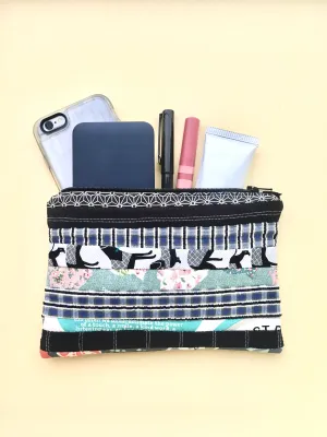 Zipper pouch / makeup bag (Button cube insert)